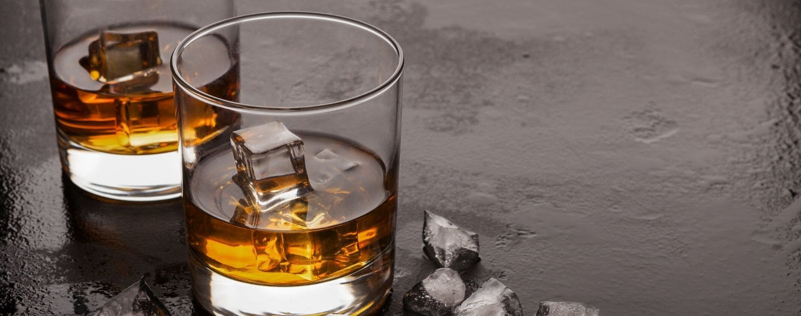 verre whisky japonais glaçon