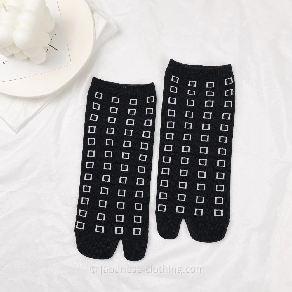 Modern Tabi Socks