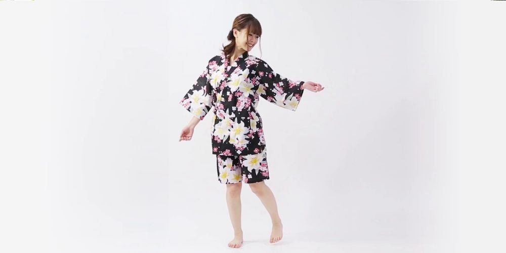 women with a jinbei